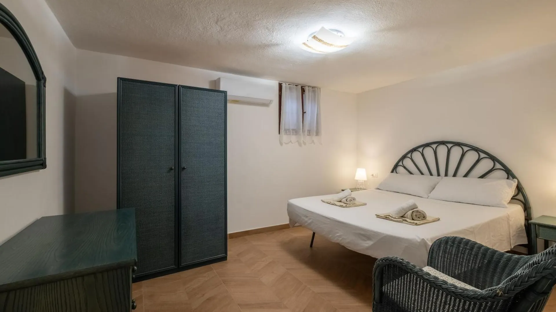 Villa - 1 Min Walk From Beach Porto Pino
